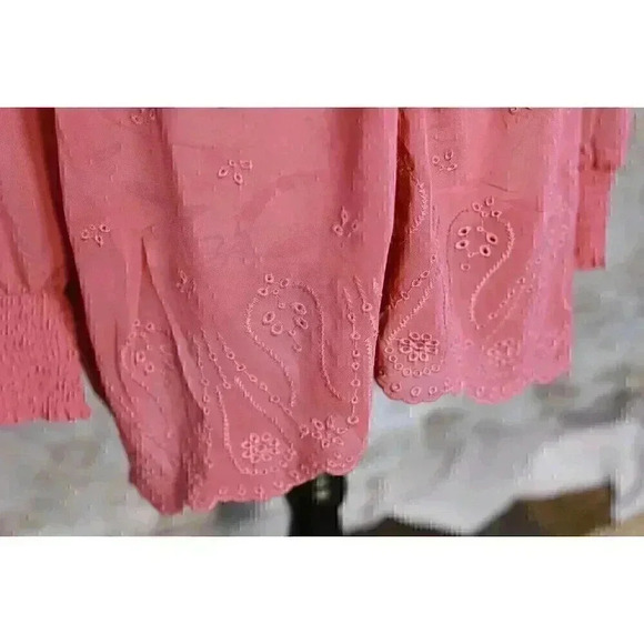 Torrid size 2 button down blouse long sleeve embroirded scalloped hem elastic cu - Picture 6 of 15